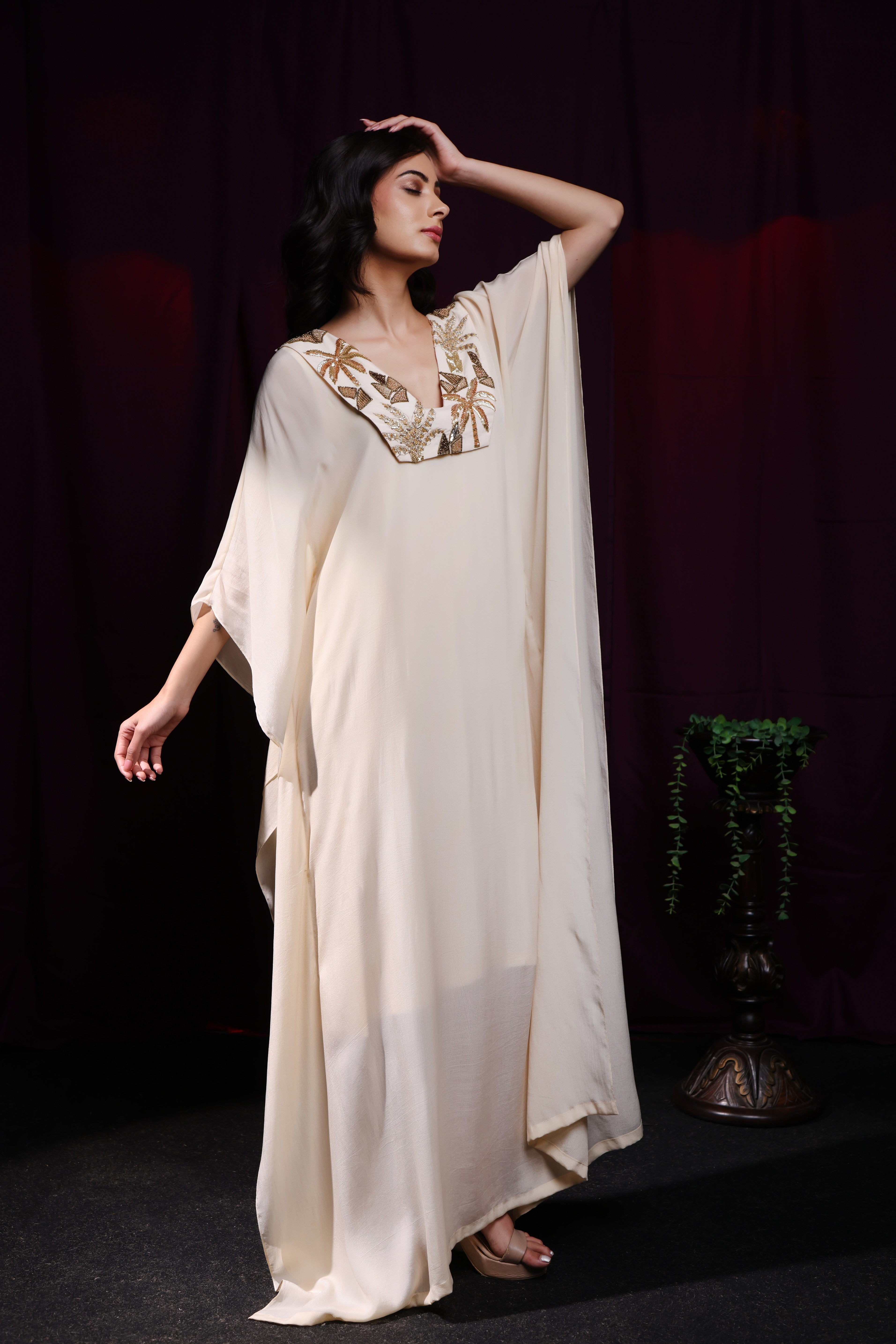 Ivory Flowy Kaaftan