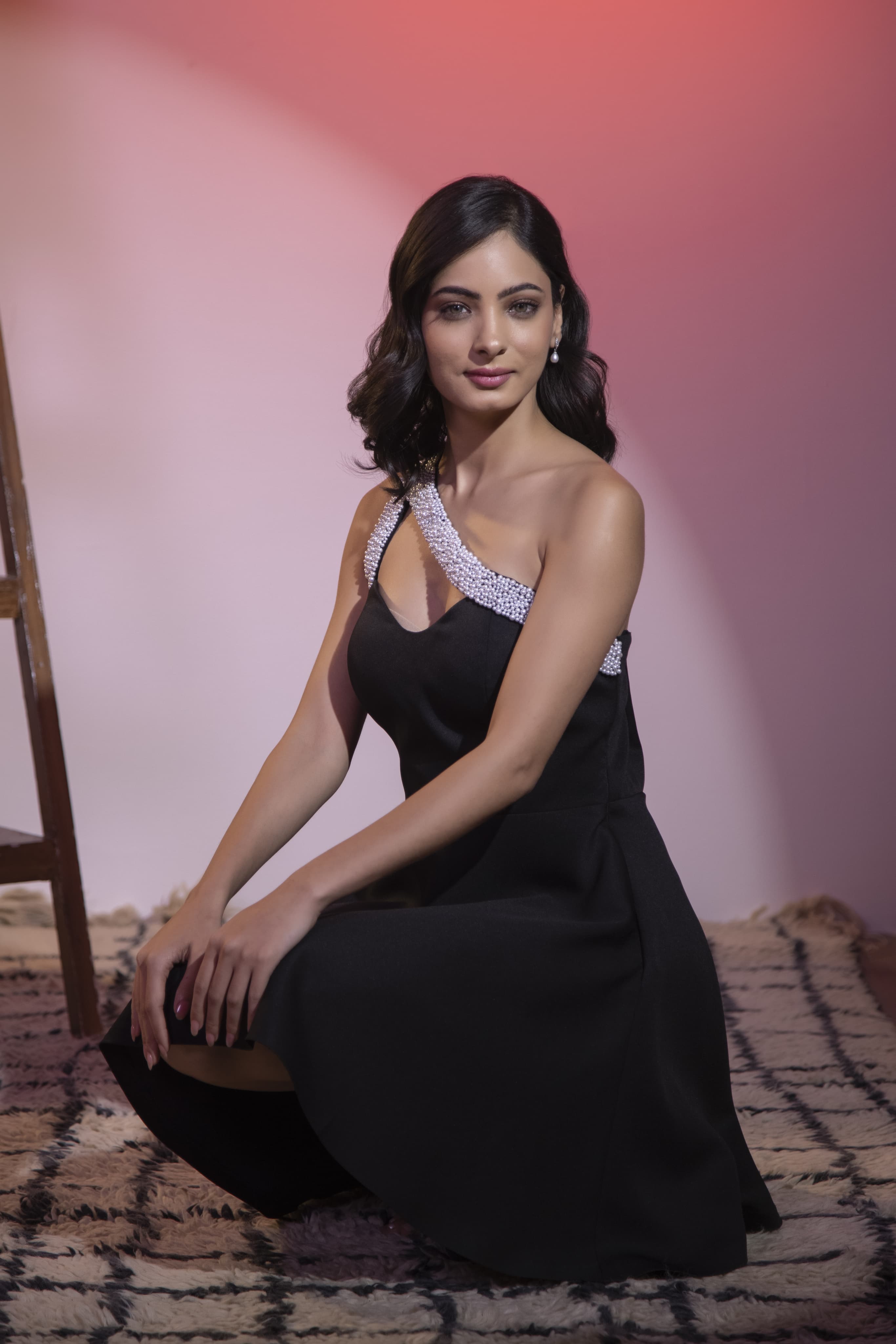 Black Pearl Short Dress