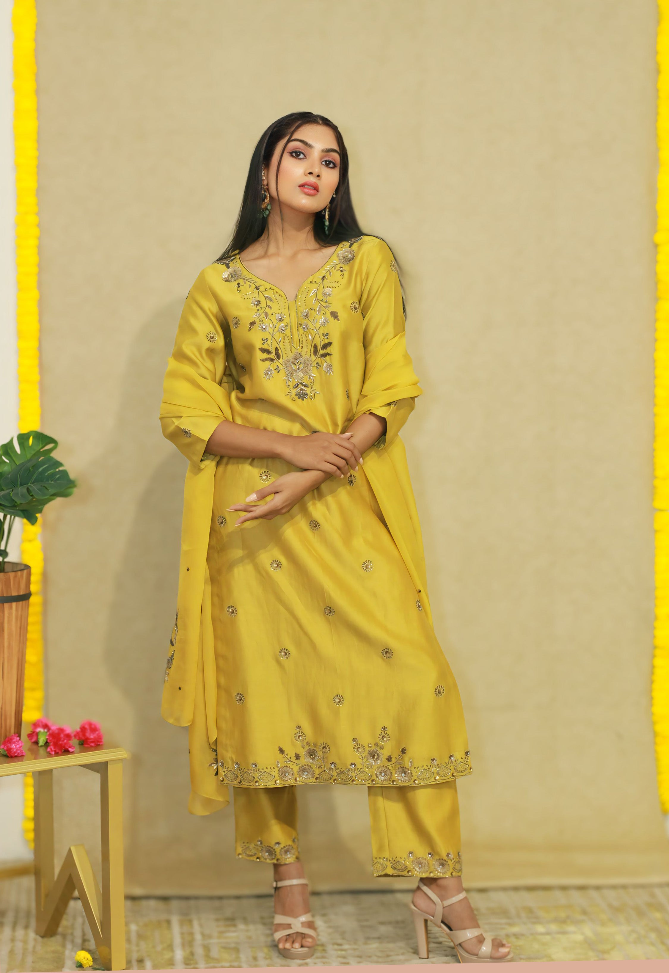 Sandhya Kurta Set