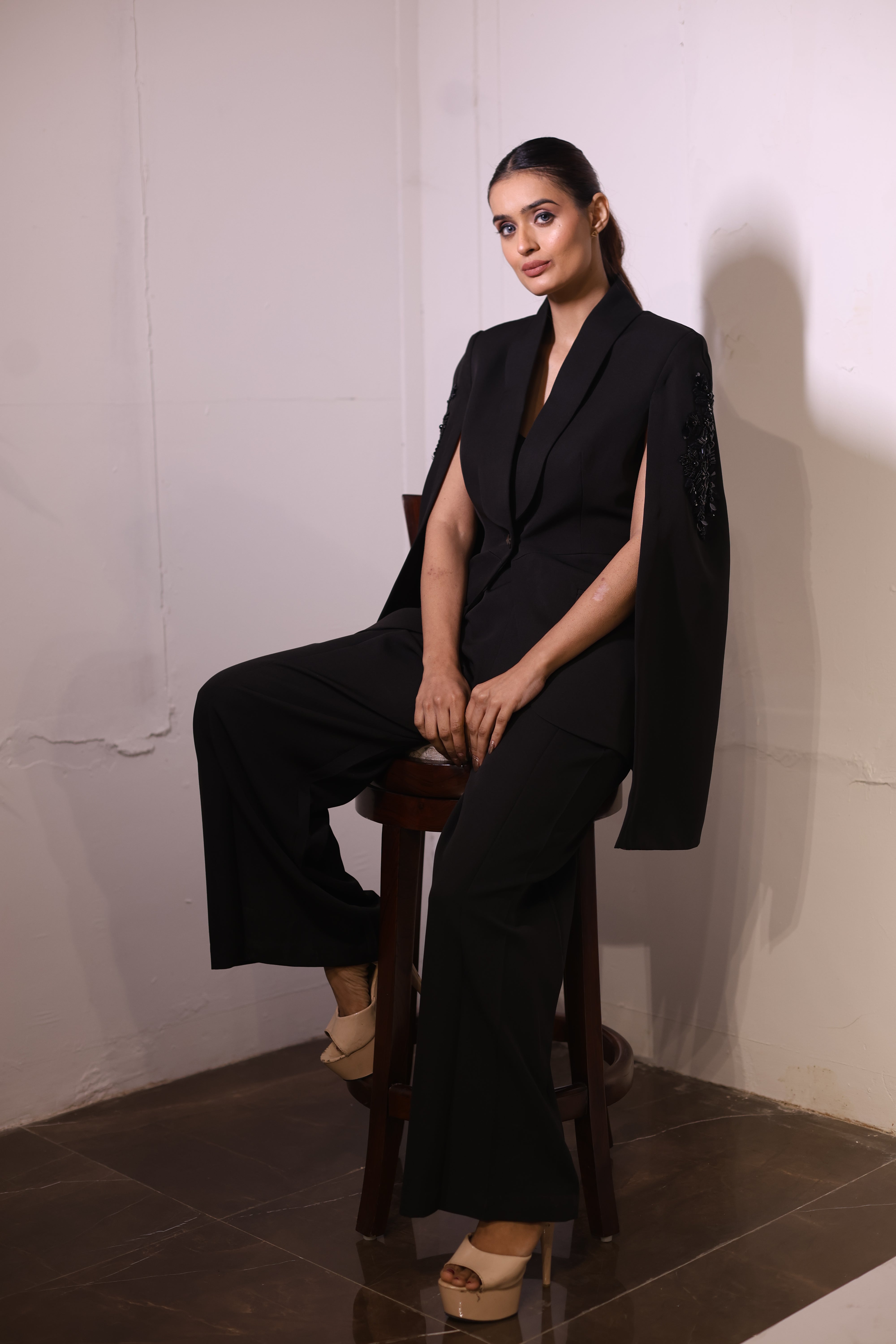Black Cape blazer ( 2 piece set )